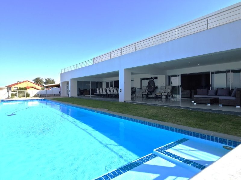 5 Bedroom Property for Sale in Jeffreys Bay Central Eastern Cape